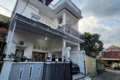 jual-rumah-sf-3-lt-3-kt-gazebo-rooftop-taman-griya-jimbaran-1