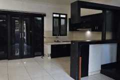 jual-rumah-siap-huni-2-lantai-3-kamar-kebo-iwa-selatan-padangsambian-15