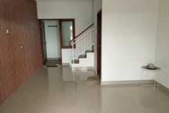 sewa-rumah-2-lt-2-kt-mahendradatta-padangsambian-denbar-11