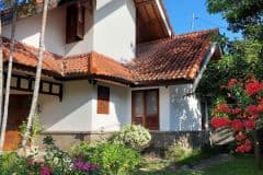 jual-rumah-hadap-barat-halaman-luas-7-kt-renon-densel-4