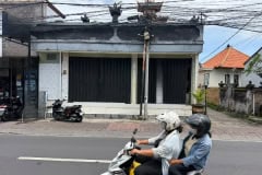 sewa-tempat-usaha-toko-8x8-pantai-berawa-tibubeneng-badung-1