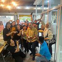 Selamat Ulang Tahun Pak Garry Principal Brighton Paradise