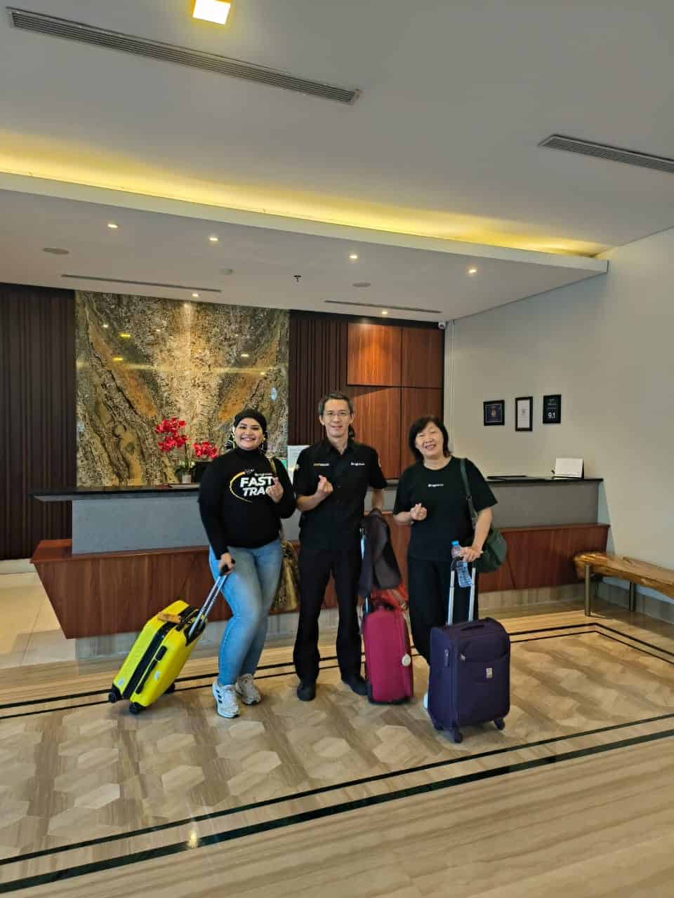 Road Show Properti Hari Pertama di Surabaya Road Show Properti Hari Pertama di Surabaya
