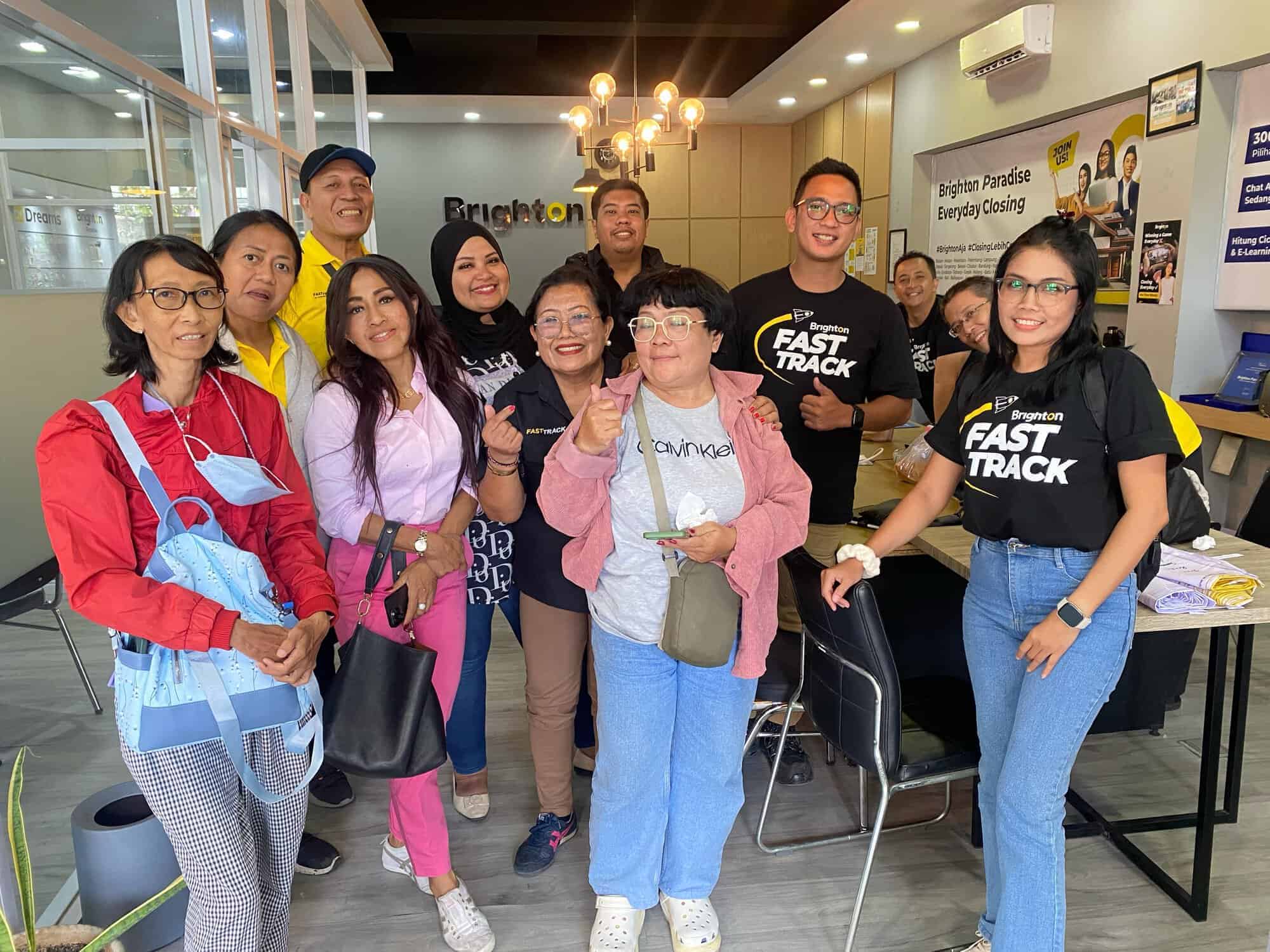 Survey Hot Listing Jumat 7 Maret 2025 Survey Hot Listing Jumat 7 Maret 2025