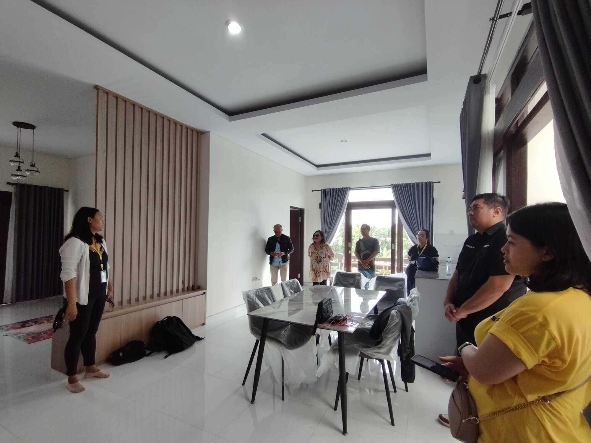 Open House Rumah Sempidi & Workshop Pengambilan Foto dan Video Sabtu 28 Juni 2025 Open House Rumah Sempidi & Workshop Pengambilan Foto dan Video Sabtu 28 Juni 2025
