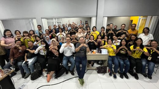 Seminar Hipnoterapi Positif Mindset Bersama Coach Ariesandi