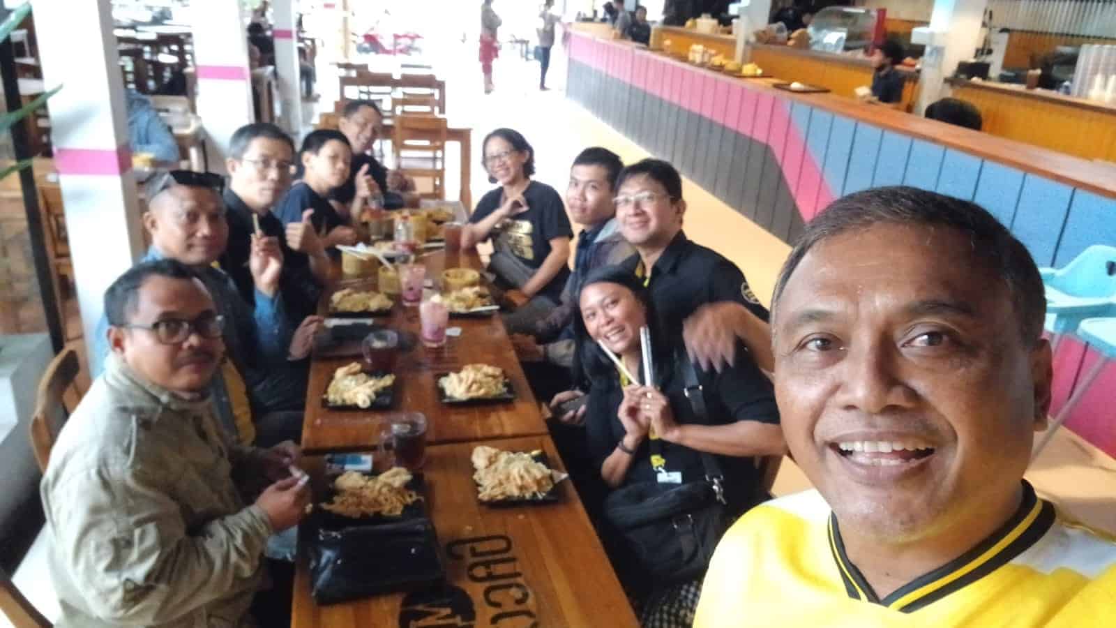 Lunch Ramai-Ramai Mie Gacoan Gatot Subroto Denpasar Lunch Ramai-Ramai Mie Gacoan Gatot Subroto Denpasar