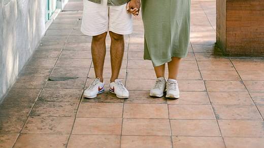 Bisa Kerja, Bisa Urus Anak: Profesi yang Cocok Buat Keluarga Muda