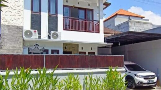 Jual Rumah Hadap Utara 2 Lantai 3 Kamar A Yani Denpasar Utara
