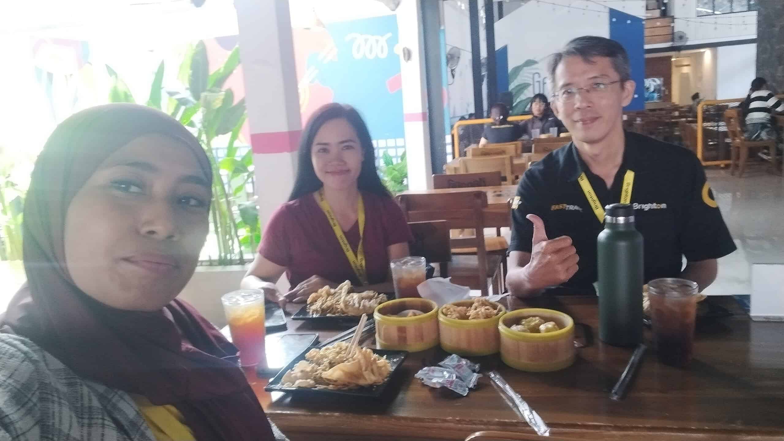 Makan Siang Bersama Tim Di Mie Gacoan Gatsu Denpasar Makan Siang Bersama Tim Di Mie Gacoan Gatsu Denpasar