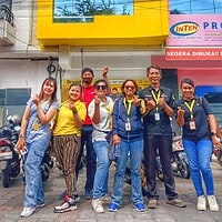 Foto Bareng Depan Kantor Brighton Hub Renon Sebelum Canvassing Bersama