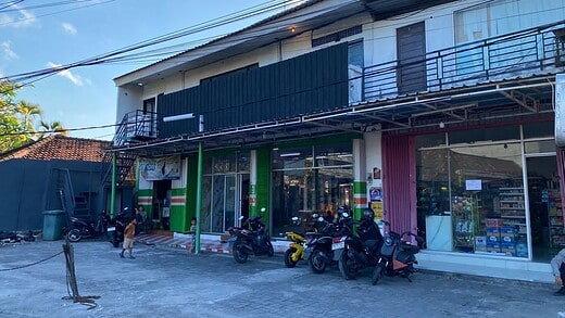 Jual Cepat Rumah Kost 15 Kamar 4 Ruko Teuku Umar Denpasar Barat