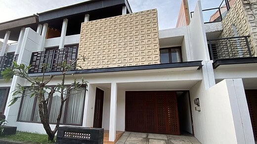 Jual Rumah 3 Lantai 4+1 Kamar Kubu Anyar Kuta Badung