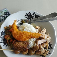 Makan Siang Warung Banyuwangi Utama Tabanan Depan Kantor Brighton Tabanan