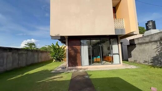 Jual Villa 4 Kamar Dekat Pantai Gumicik Ketewel Gianyar