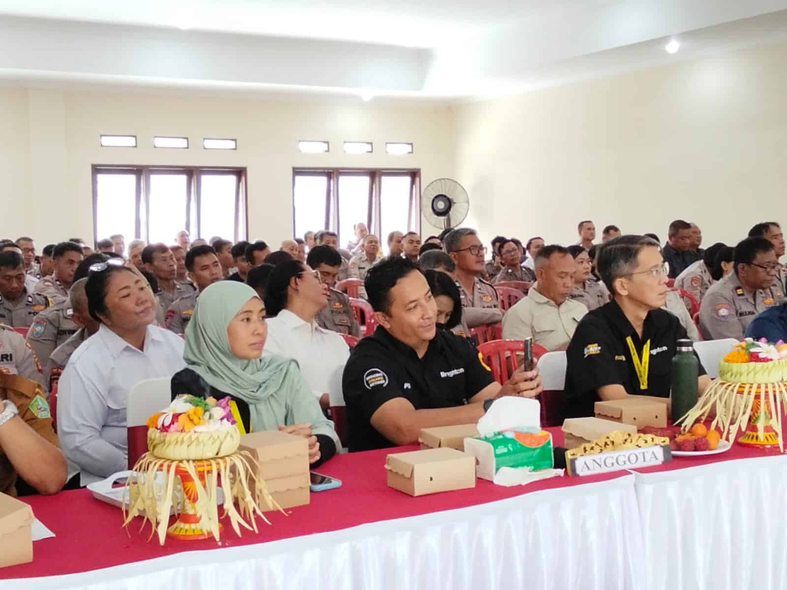 Presentasi Membantu Penyediaan Rumah di Koperasi Polres Tabanan Presentasi Membantu Penyediaan Rumah di Koperasi Polres Tabanan