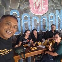 Makan Siang Bersama Tim Di Mie Gacoan Gatsu Denpasar