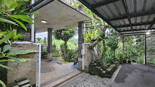 Jual Rumah Modern 2 Lantai Plus Basement 5 Kamar Pererenan Mengwi Badung