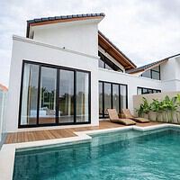 Sewa Villa Modern Hadap Barat View Sawah 2 Kamar Kemenuh Sukawati Gianyar