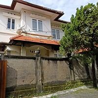 Jual Villa Hadap Barat Daya 4 Kamar Raya Semer Kerobokan Kuta Utara Badung