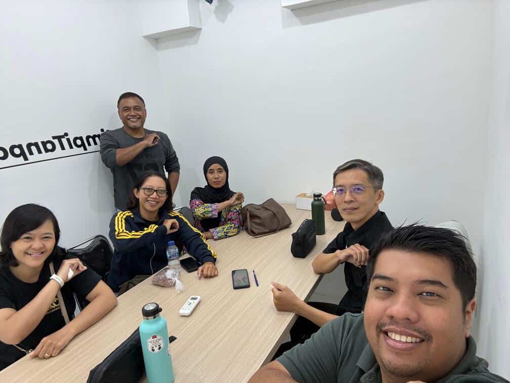 Leaders Selalu Siap Mendukung Tim Leaders Selalu Siap Mendukung Tim