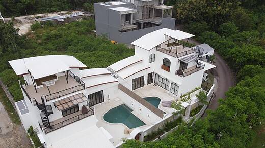 Leasehold 25 Tahun Villa Mewah View Laut Rooftop Furnished 3 Kamar Ungasan