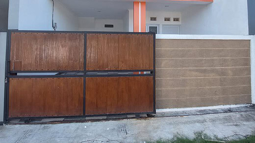 Sewa Rumah Hadap Selatan 2 Lantai 2 Kamar Tukad Badung Renon