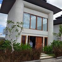 Sewa Villa Hadap Selatan 1 Kamar Kayu Tulang Canggu