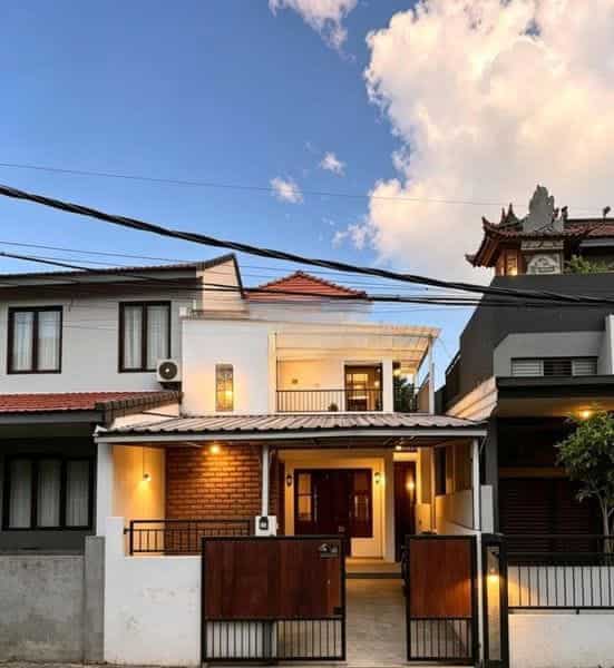 Jual Rumah Hadap Timur 2 Lantai 3 Kamar Nuansa Bukit Nusa Dua Jual Rumah Hadap Timur 2 Lantai 3 Kamar Nuansa Bukit Nusa Dua