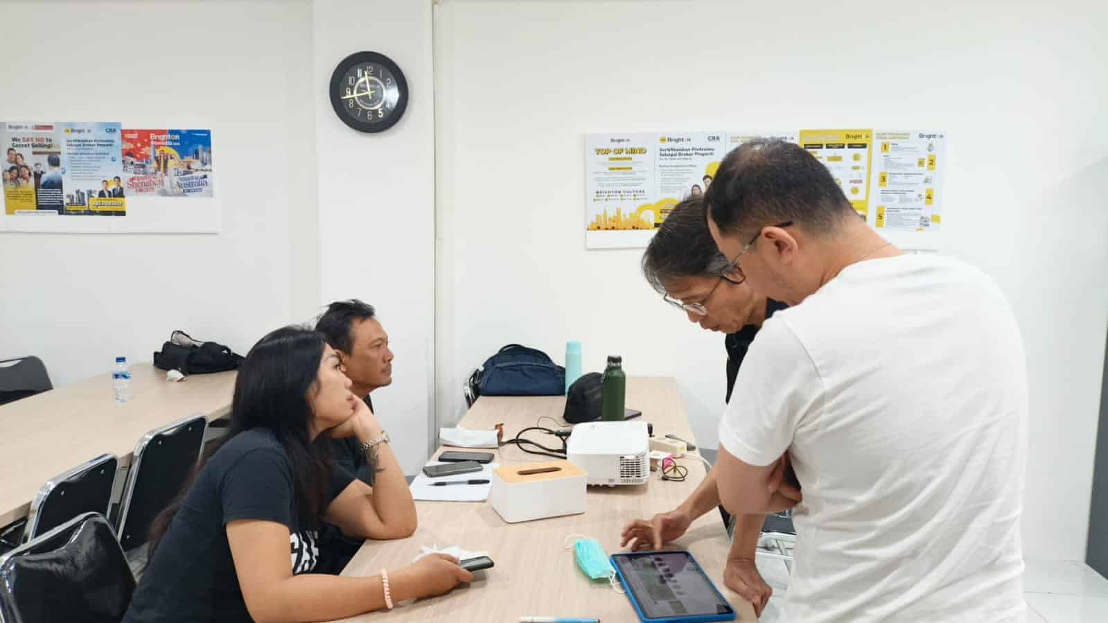 Kelas Siap-Siap Bikin Kepala Ngebul Kelas Siap-Siap Bikin Kepala Ngebul